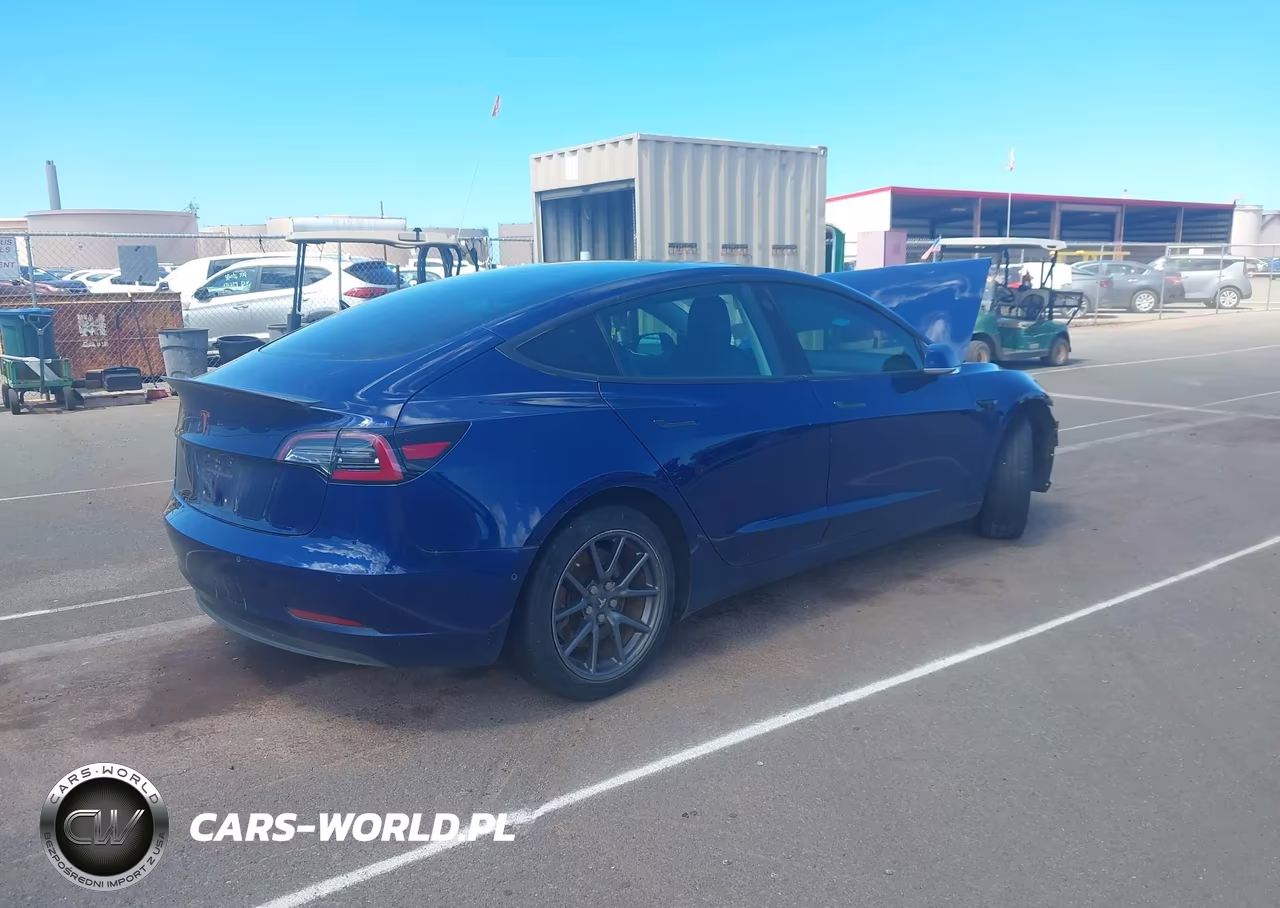 2018 Tesla Model 3 Long Range-Mid Range VIN:5YJ3E1EA5JF077892 - 4
