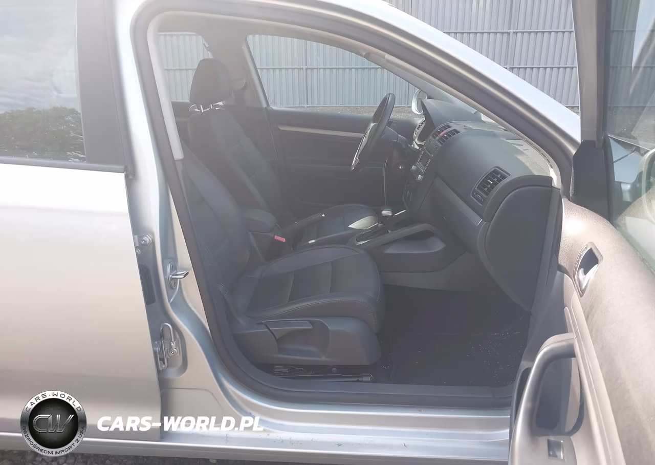 2008 Volkswagen Jetta Wolfsburg Edition VIN:3VWRA71K48M180148 - 5