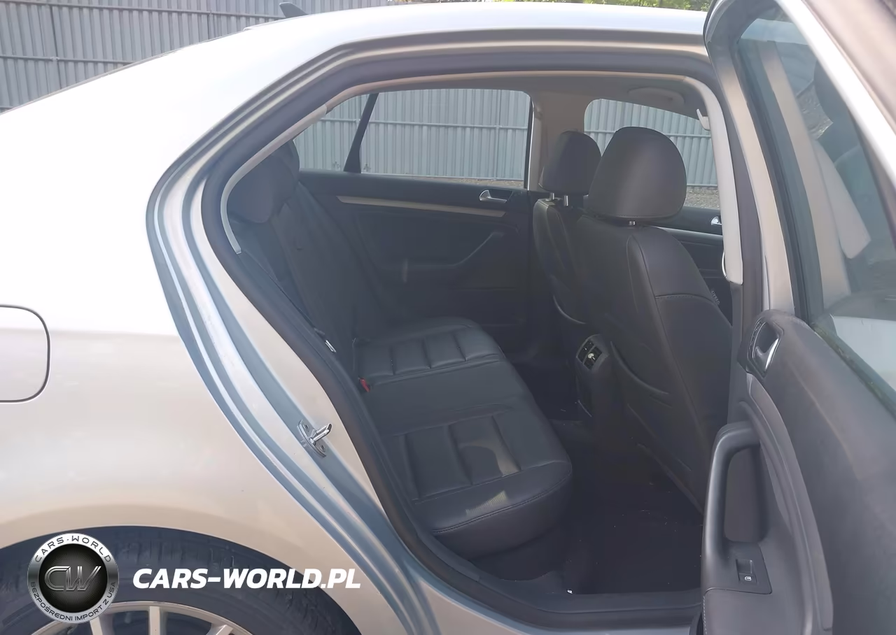 2008 Volkswagen Jetta Wolfsburg Edition VIN:3VWRA71K48M180148 - 8