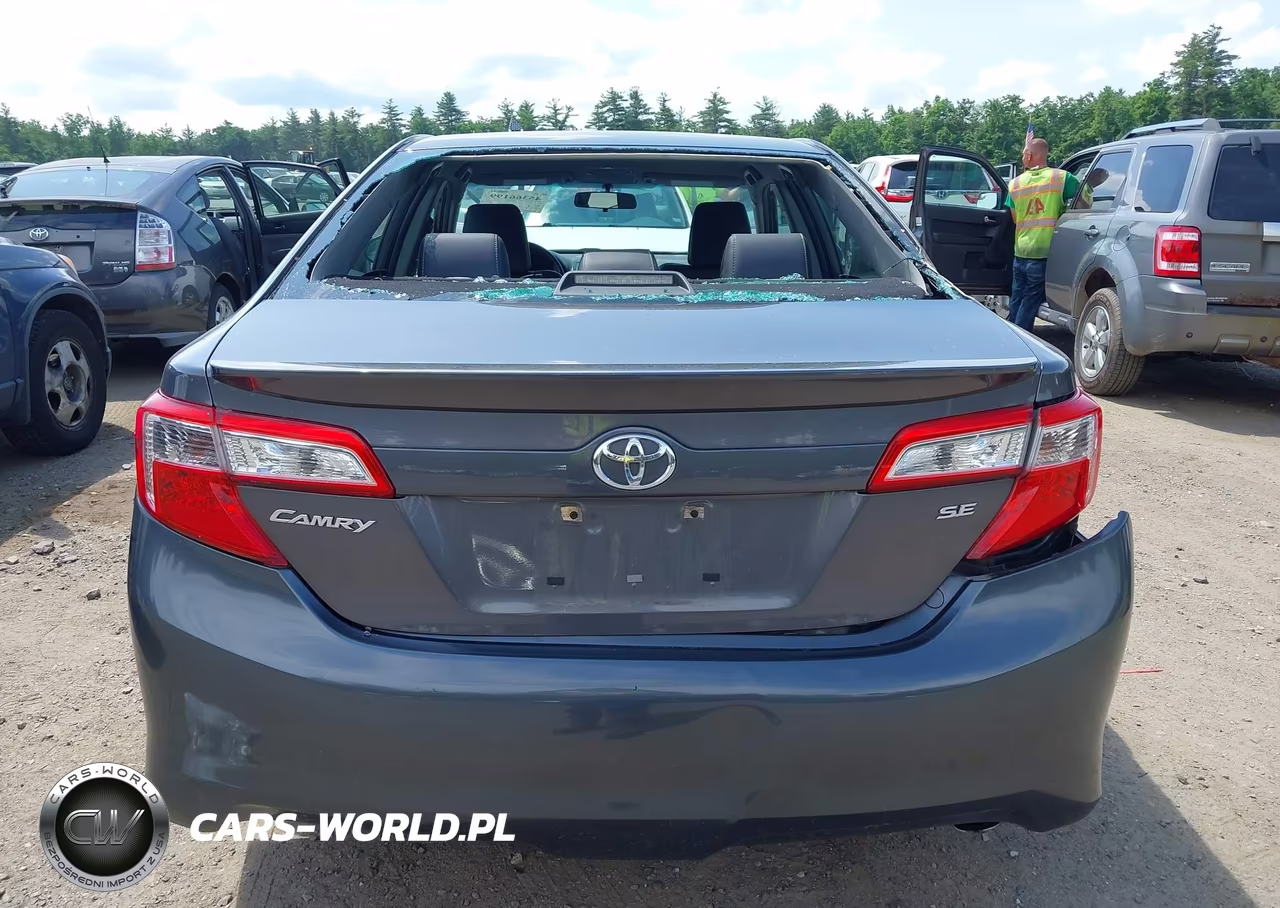 2014 Toyota Camry Se VIN:4T1BF1FK8EU349862 - 16