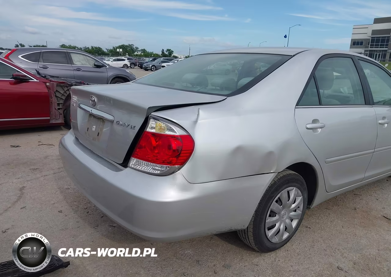 2005 Toyota Camry Le VIN:4T1BE32K35U420244 - 6