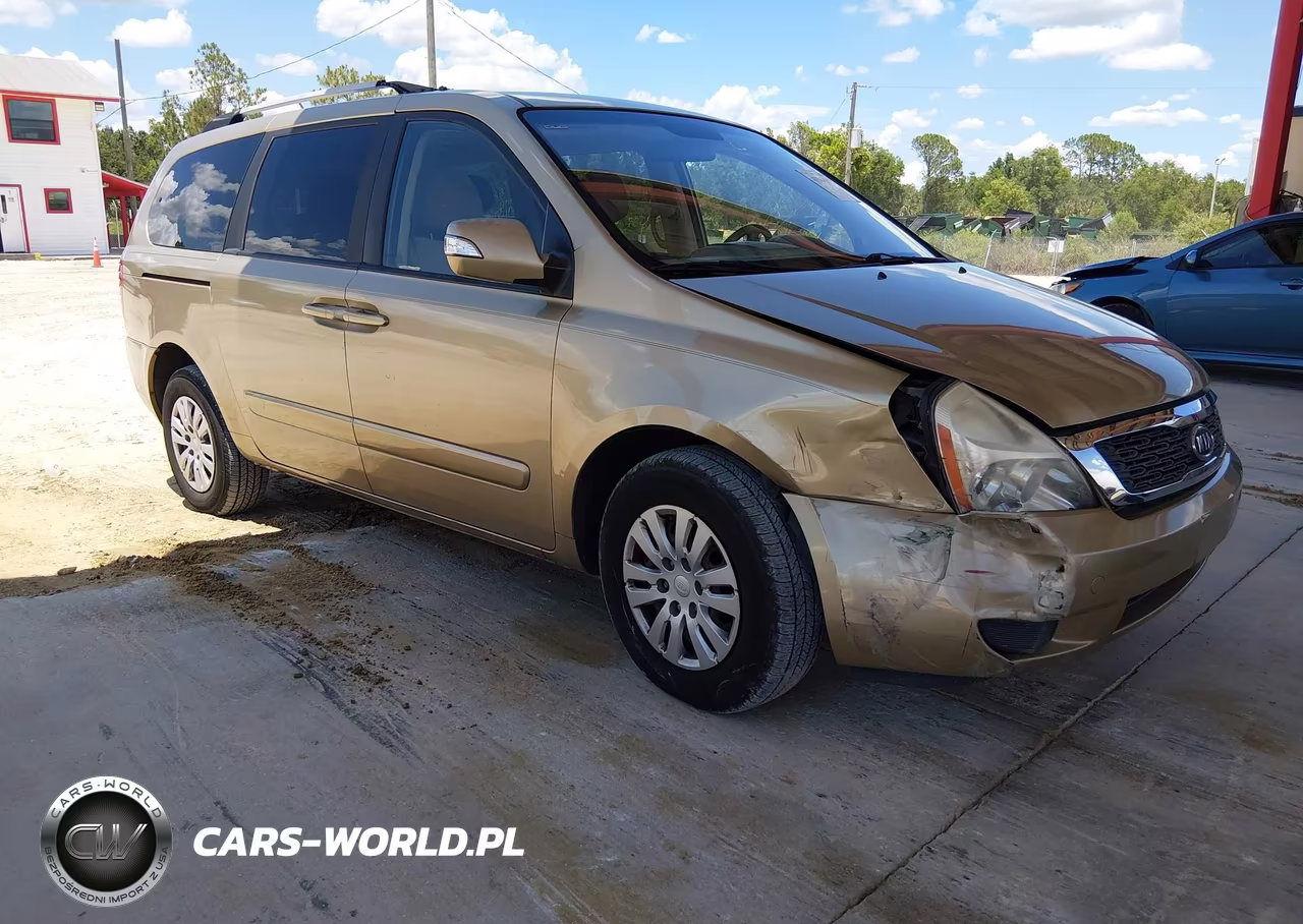 2011 Kia Sedona Lx