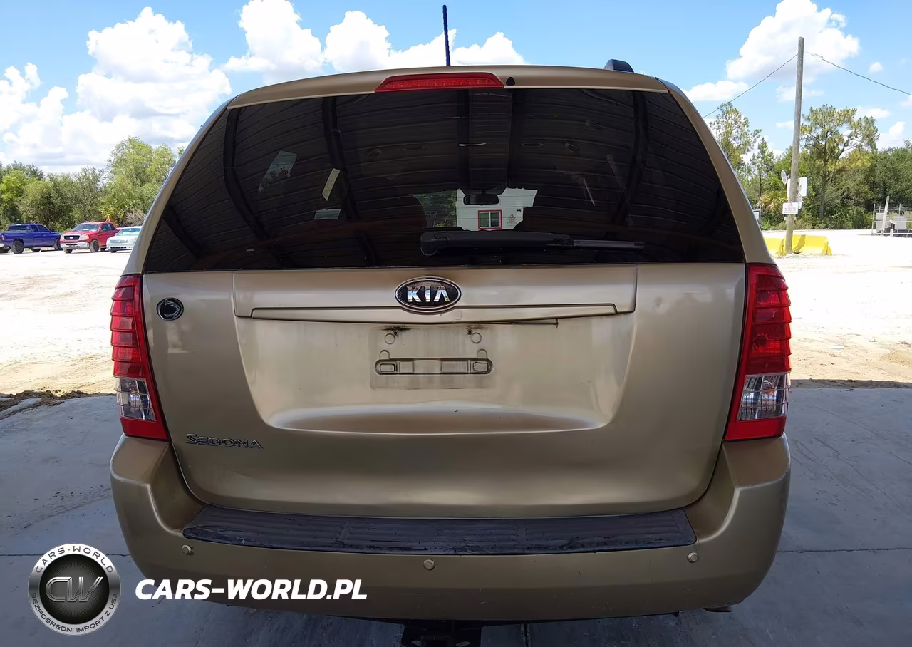 2011 Kia Sedona Lx VIN:KNDMG4C79B6405044 - 16