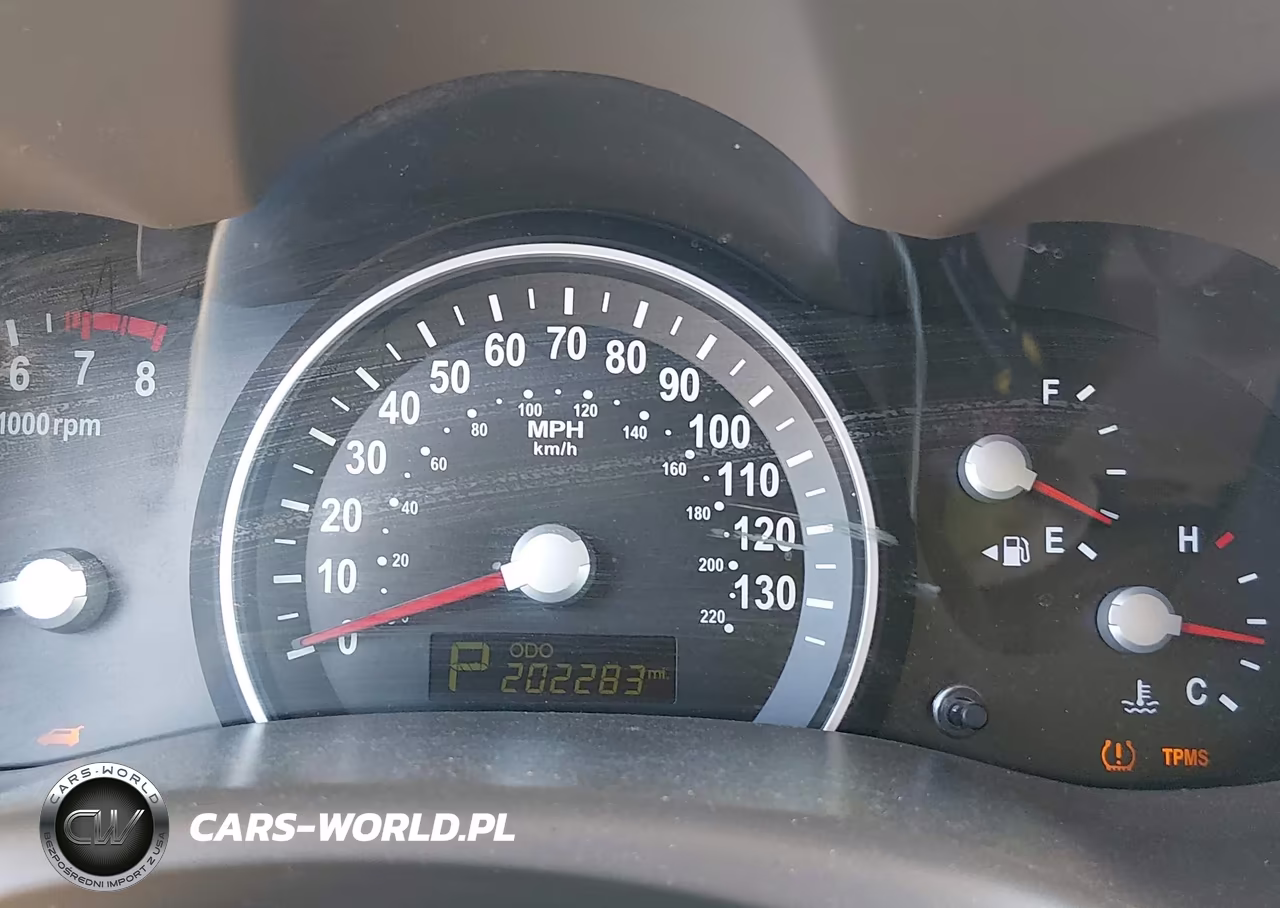 2011 Kia Sedona Lx VIN:KNDMG4C79B6405044 - 7
