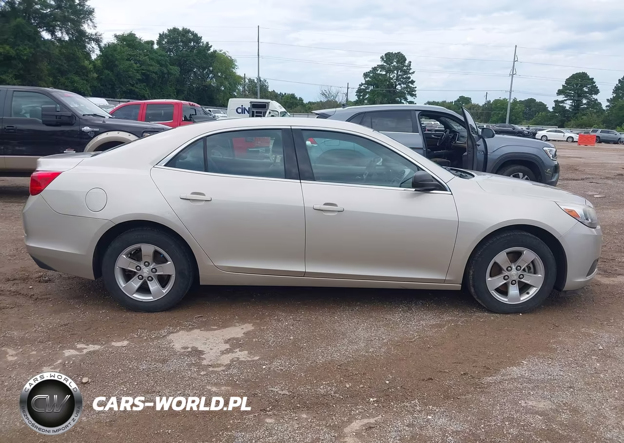 2015 Chevrolet Malibu Ls VIN:1G11B5SL5FF281536 - 13