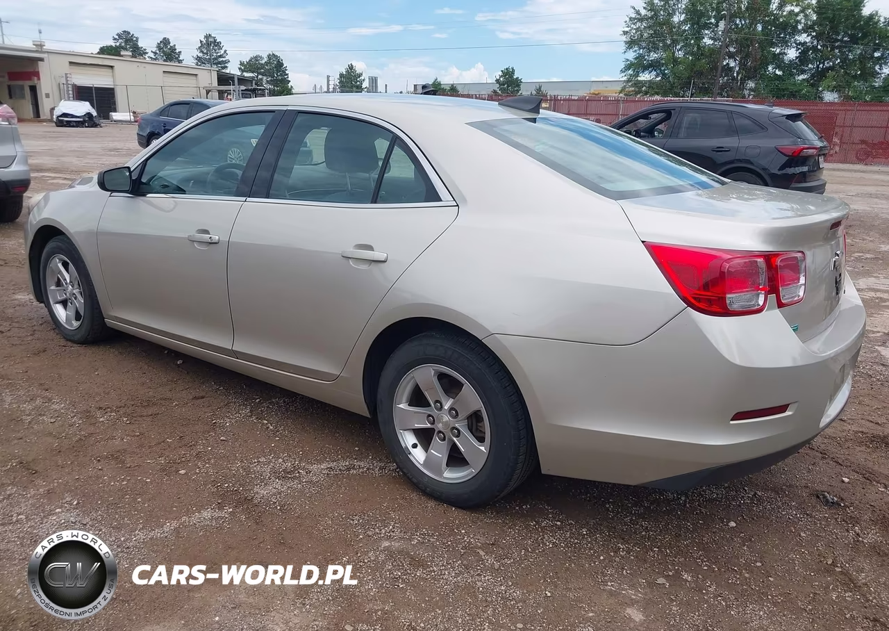 2015 Chevrolet Malibu Ls VIN:1G11B5SL5FF281536 - 3