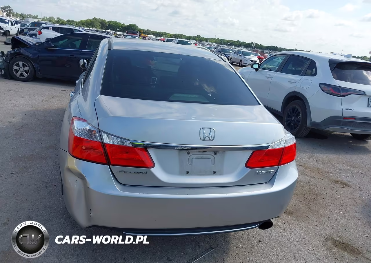 2014 Honda Accord Lx VIN:1HGCR2F32EA225216 - 16