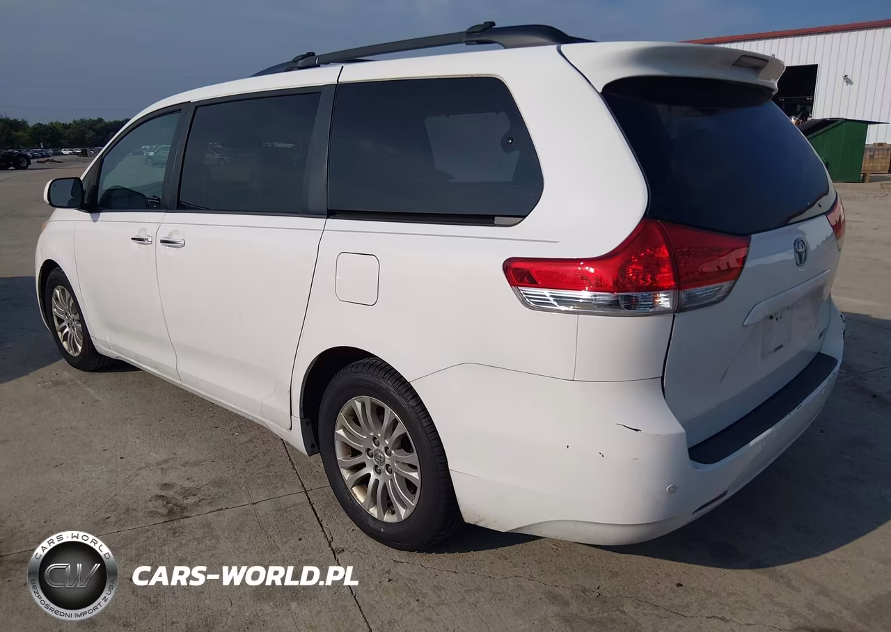 2013 Toyota Sienna Xle-Limited VIN:5TDYK3DC6DS287088 - 3