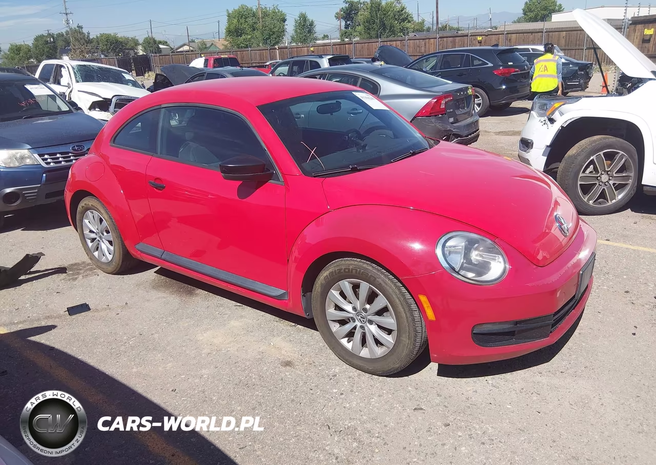 2014 Volkswagen Beetle 2.5L Entry – zdjęcie 1 z 20