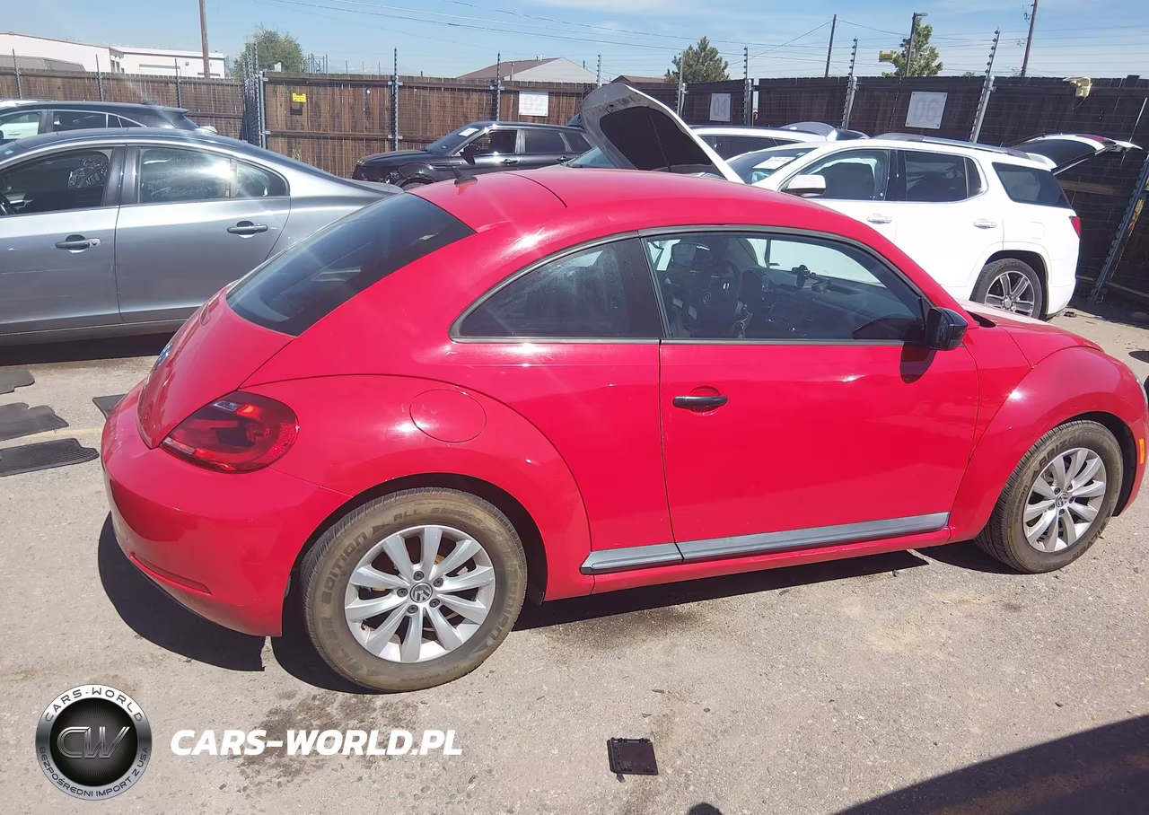 2014 Volkswagen Beetle 2.5L Entry VIN:3VWFP7AT4EM630130 - 14