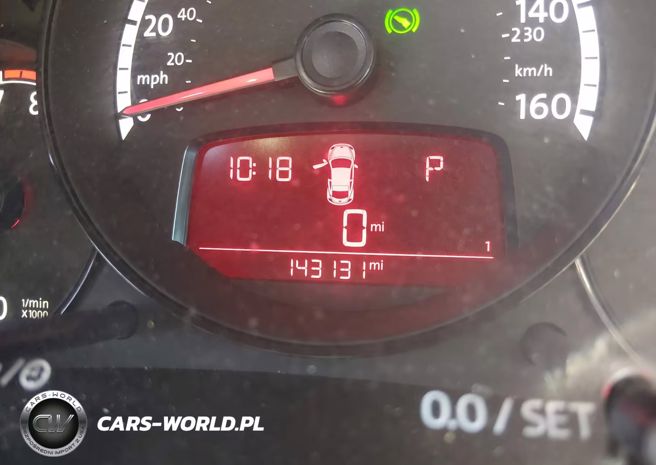 2014 Volkswagen Beetle 2.5L Entry VIN:3VWFP7AT4EM630130 - 16