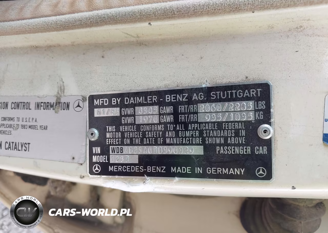 1983 Mercedes-Benz 240 D VIN:WDBAB23A0DB390329 - 9