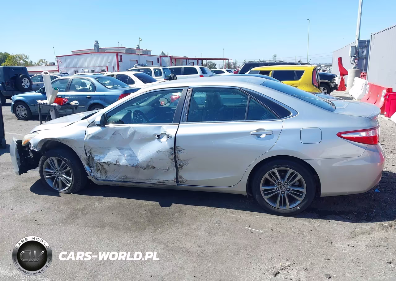 2016 Toyota Camry Se VIN:4T1BF1FKXGU243576 - 14