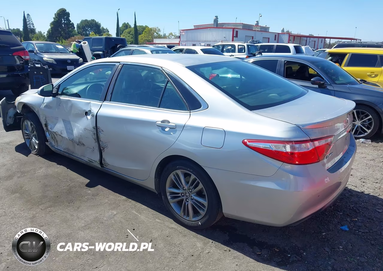 2016 Toyota Camry Se VIN:4T1BF1FKXGU243576 - 3