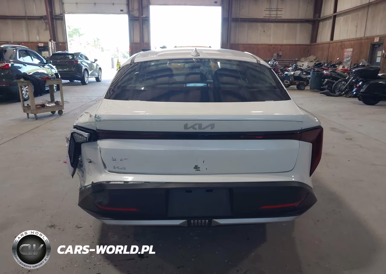 2025 Kia K4 Lxs VIN:3KPFT4DE2SE089577 - 17