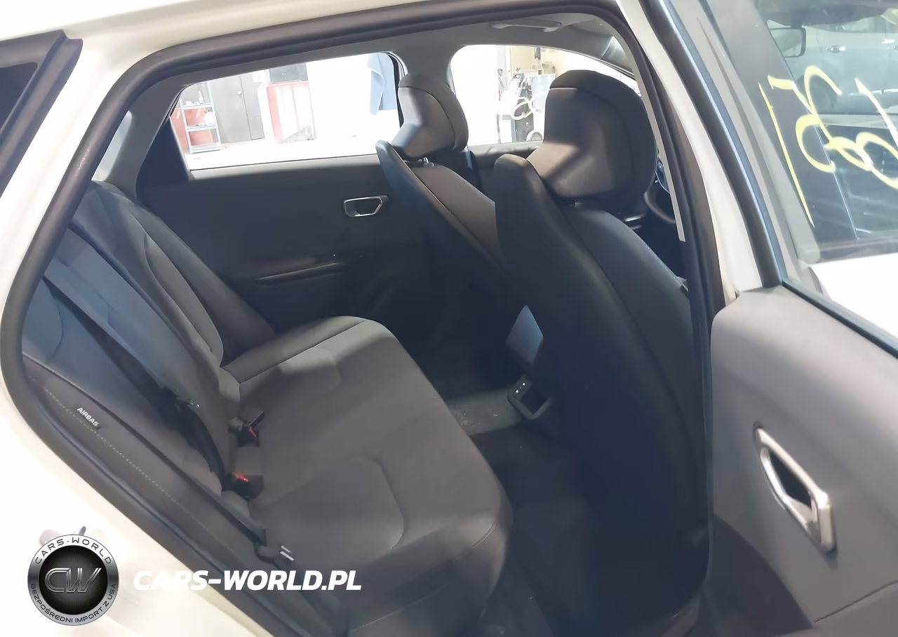 2025 Kia K4 Lxs VIN:3KPFT4DE2SE089577 - 8