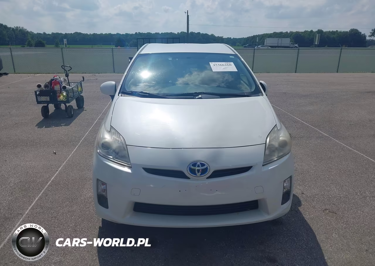2011 Toyota Prius Two VIN:JTDKN3DU4B5324180 - 12
