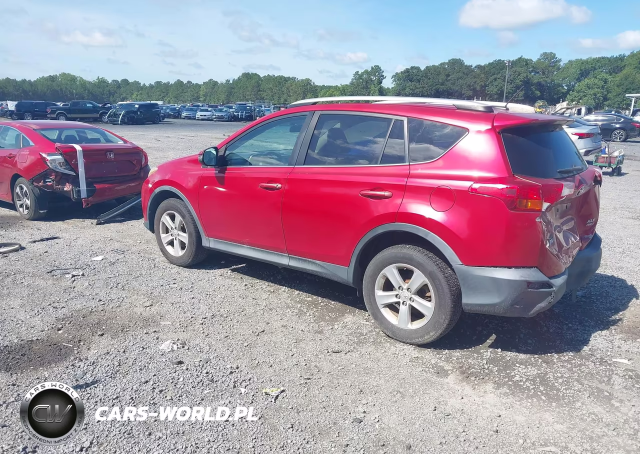 2014 Toyota Rav4 Xle VIN:2T3RFREV3EW143557 - 3