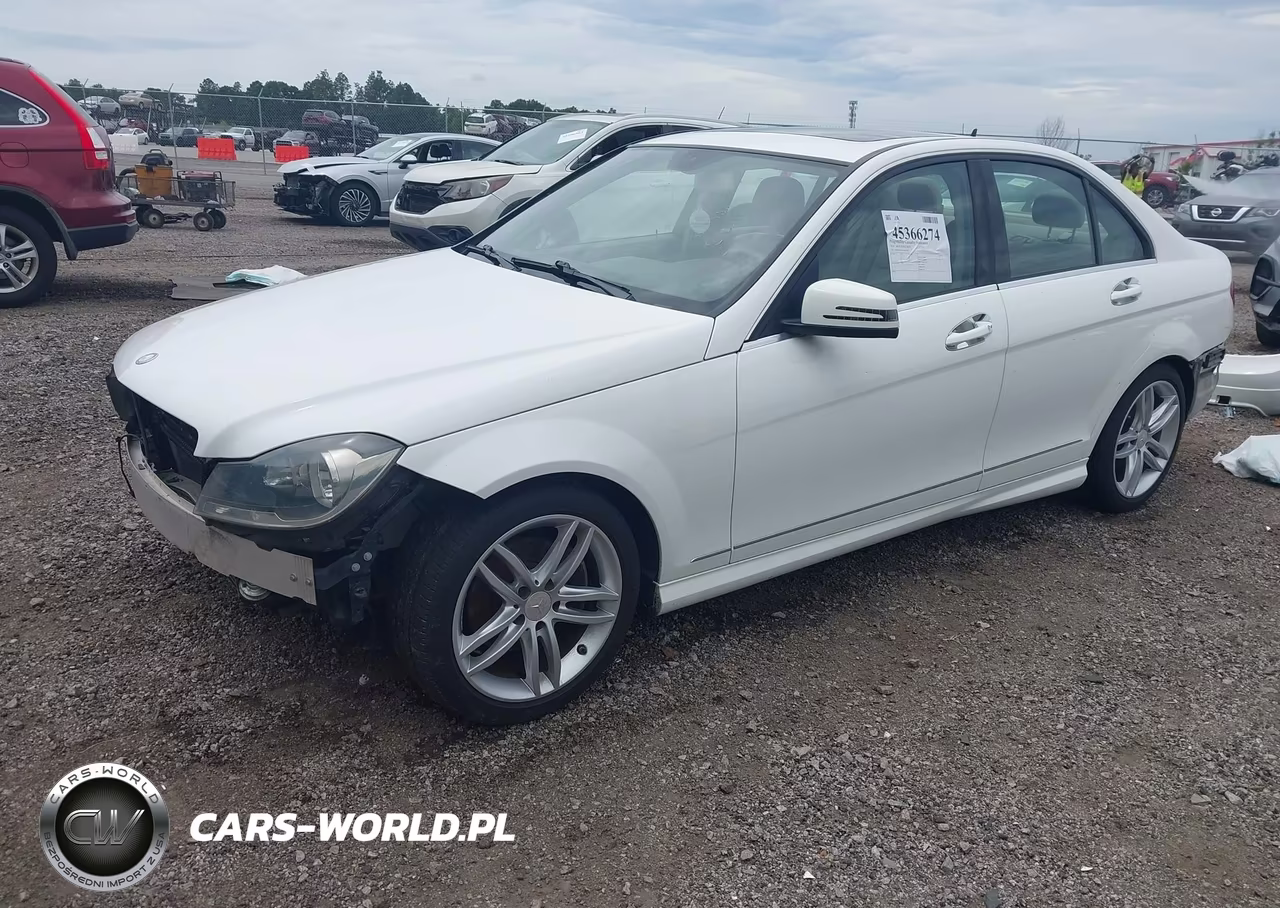 2014 Mercedes-Benz C 250 Sport VIN:WDDGF4HB1ER310967 - 2