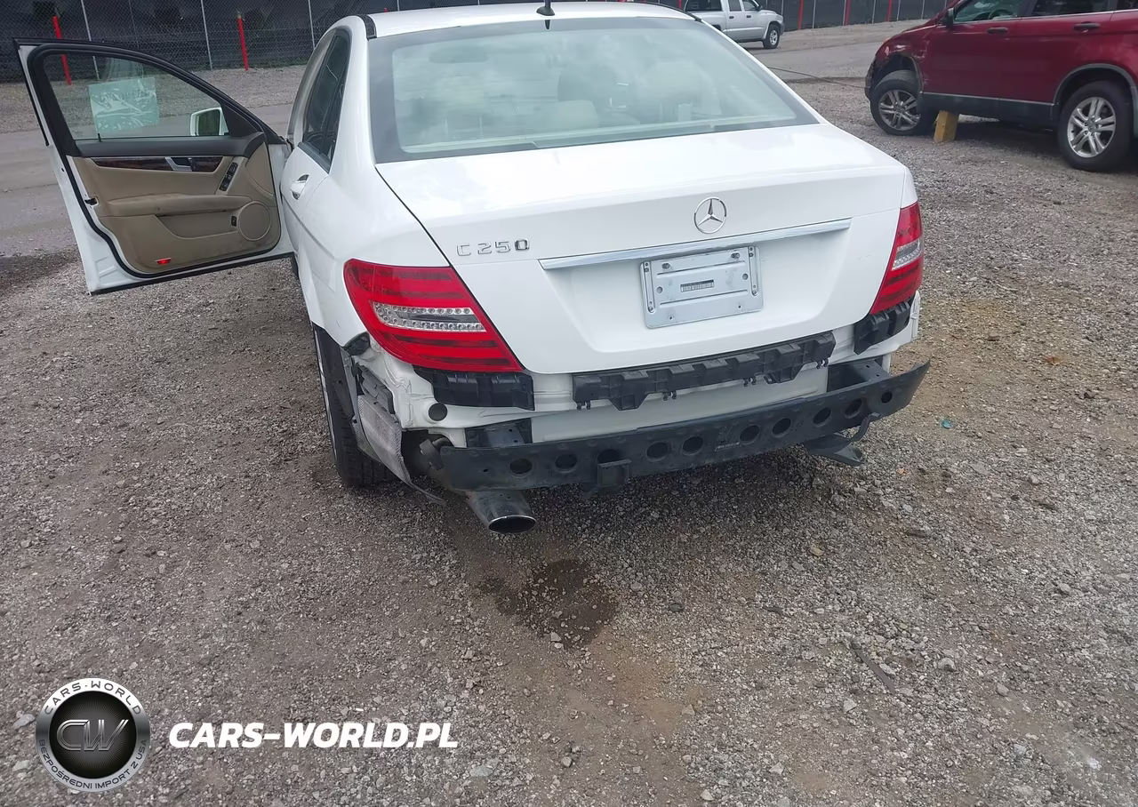 2014 Mercedes-Benz C 250 Sport VIN:WDDGF4HB1ER310967 - 6