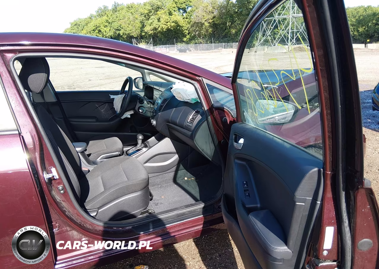 2017 Kia Forte Lx VIN:3KPFK4A78HE108506 - 5