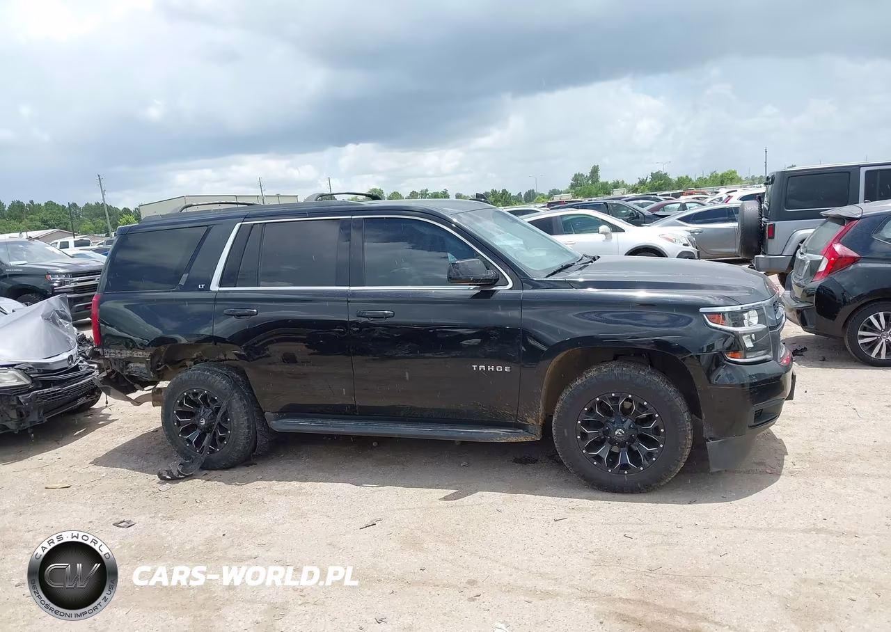 2019 Chevrolet Tahoe Lt VIN:1GNSKBKC4KR358844 - 13