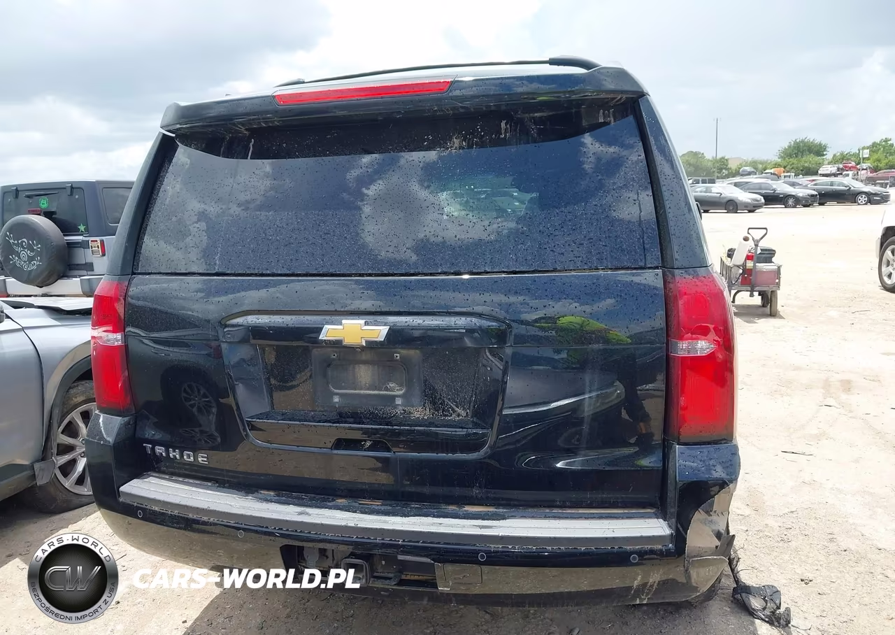 2019 Chevrolet Tahoe Lt VIN:1GNSKBKC4KR358844 - 16