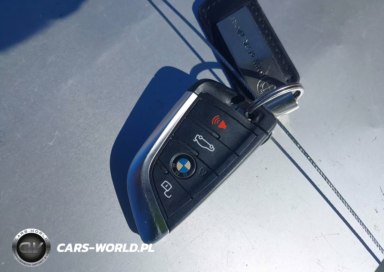2022 BMW X3 xDrive30I VIN:5UX53DP0XN9L24472 - 11