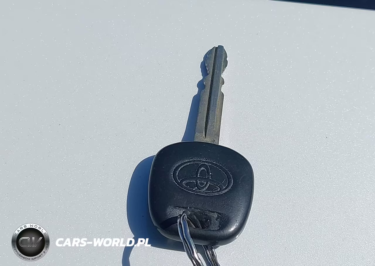 2007 Toyota Matrix VIN:2T1KR32EX7C681535 - 11