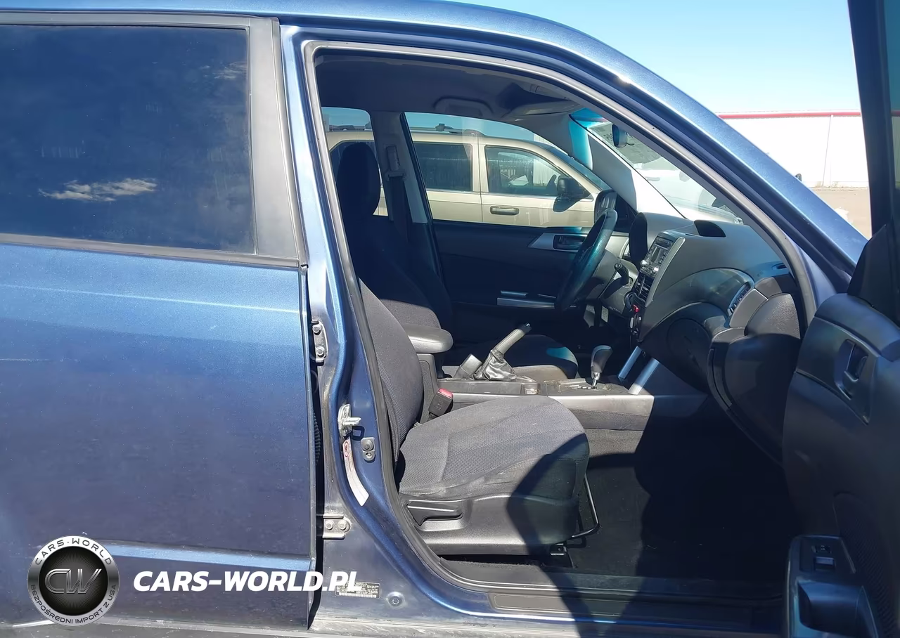 2011 Subaru Forester 2.5X VIN:JF2SHAAC8BH725707 - 5