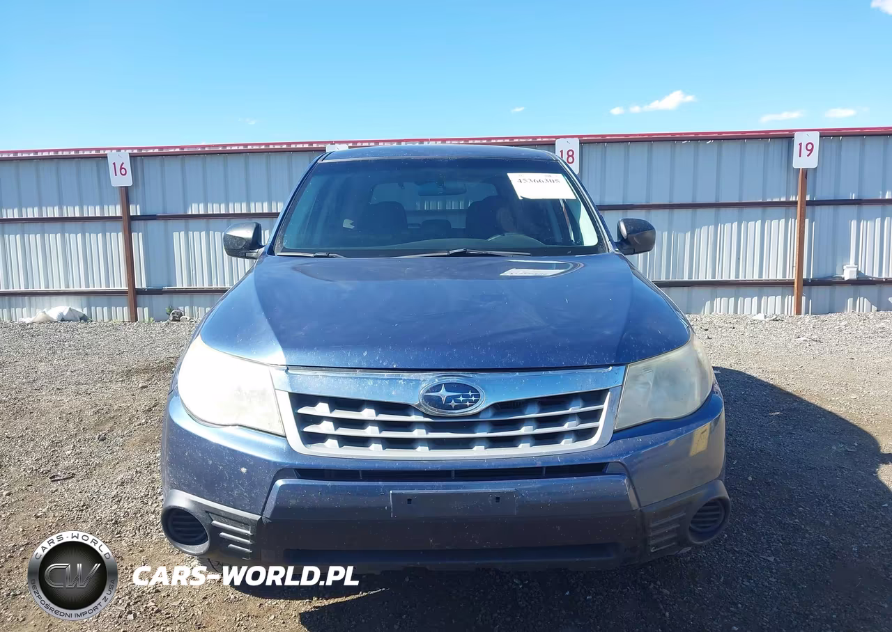 2011 Subaru Forester 2.5X VIN:JF2SHAAC8BH725707 - 6