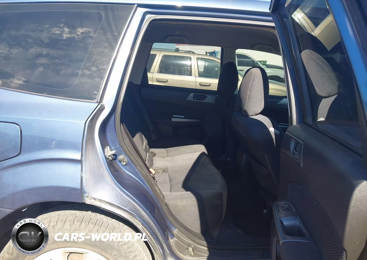 2011 Subaru Forester 2.5X VIN:JF2SHAAC8BH725707 - 8