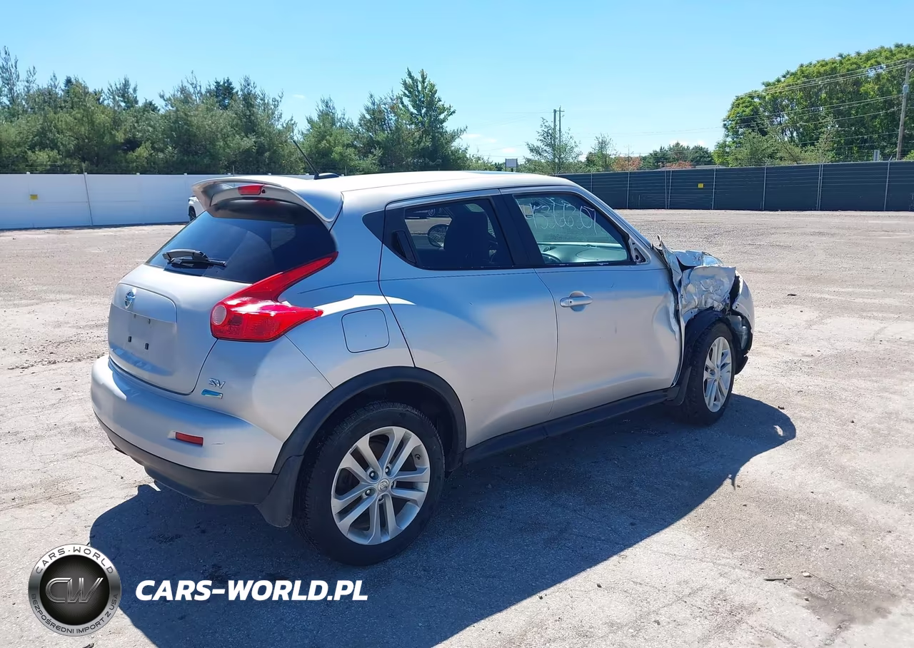 2014 Nissan Juke Sv VIN:JN8AF5MRXET361402 - 4