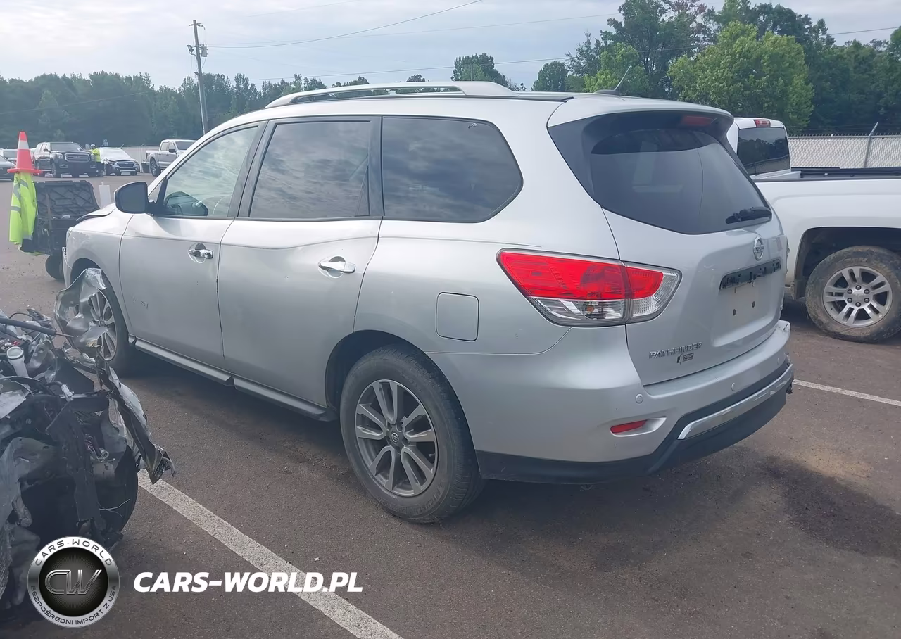 2015 Nissan Pathfinder Platinum-S-Sl-Sv VIN:5N1AR2MN2FC632139 - 3