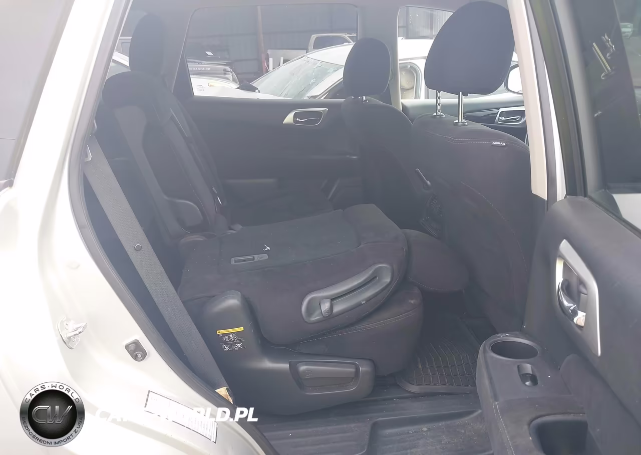 2015 Nissan Pathfinder Platinum-S-Sl-Sv VIN:5N1AR2MN2FC632139 - 8