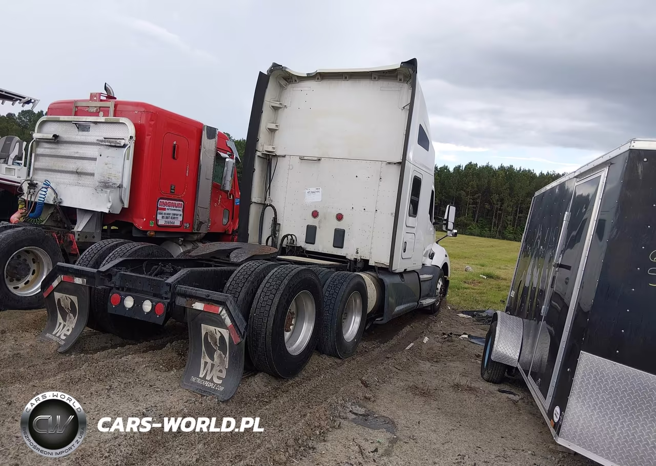 2017 Kenworth T680 VIN:1XKYDP9X2HJ126905 - 4