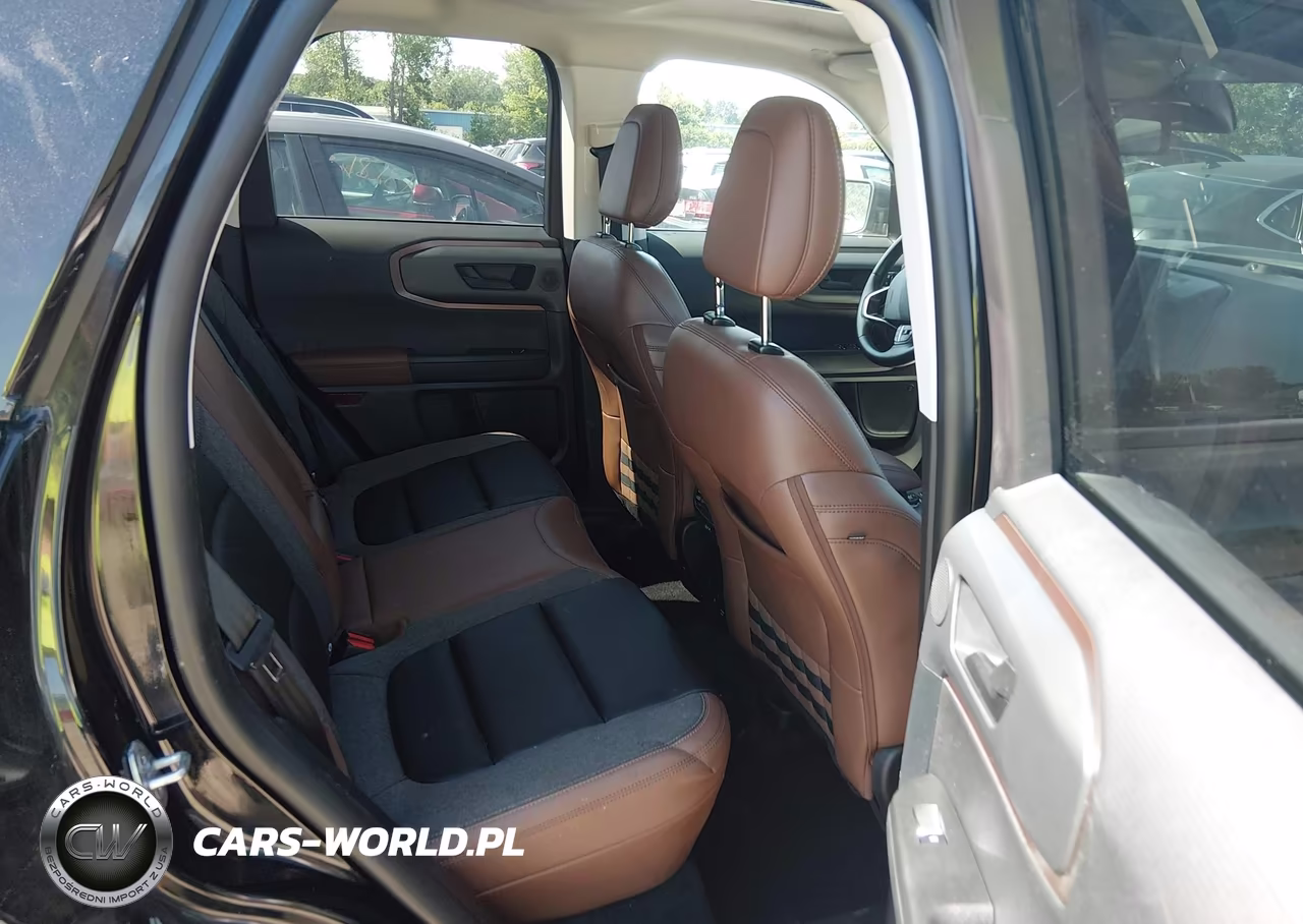 2024 Ford Bronco Sport Outer Banks VIN:3FMCR9C69RRF63936 - 8
