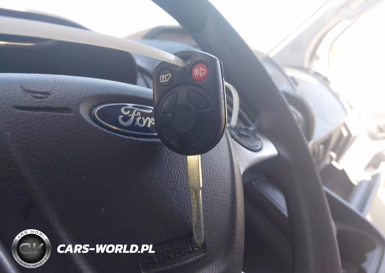 2019 Ford Transit-150 VIN:1FTYE1YMXKKB59925 - 11