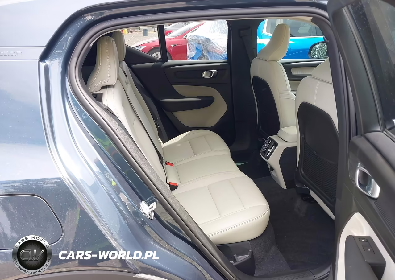 2019 Volvo Xc40 T5 Inscription VIN:YV4162UL4K2076442 - 19
