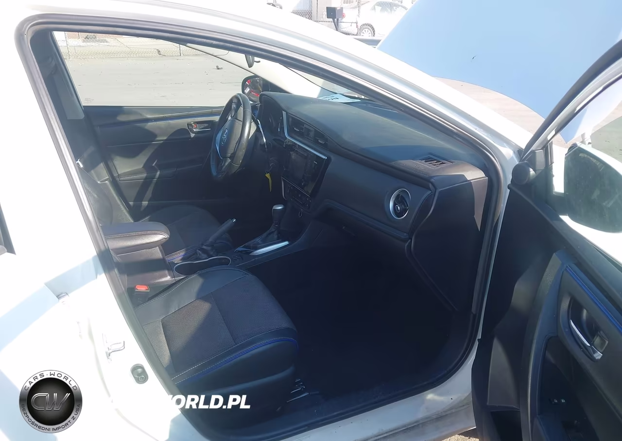 2017 Toyota Corolla Se VIN:2T1BURHE9HC823772 - 5