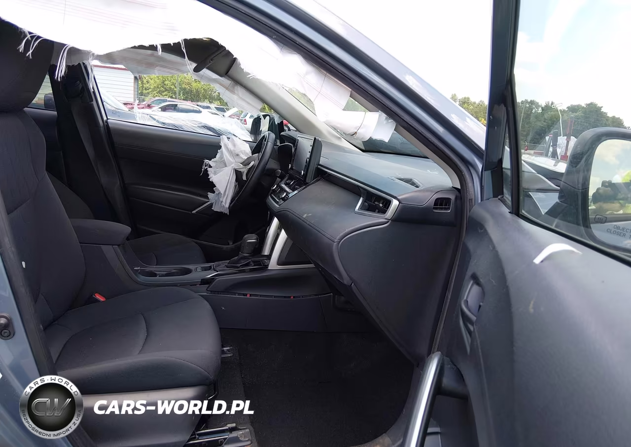 2022 Toyota Corolla Cross Le VIN:7MUBAABG0NV006560 - 5
