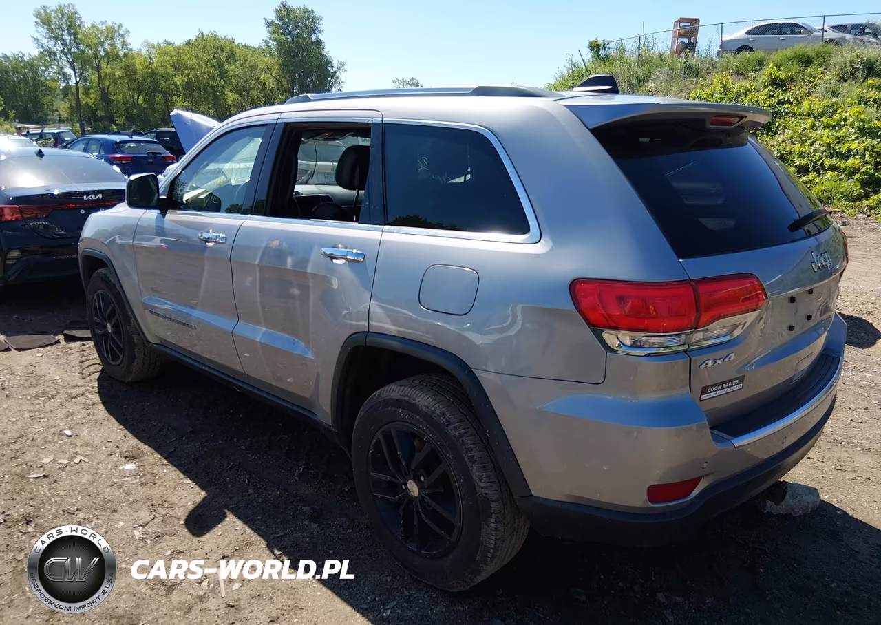 2018 Jeep Grand Cherokee Limited 4X4 VIN:1C4RJFBG2JC379584 - 3