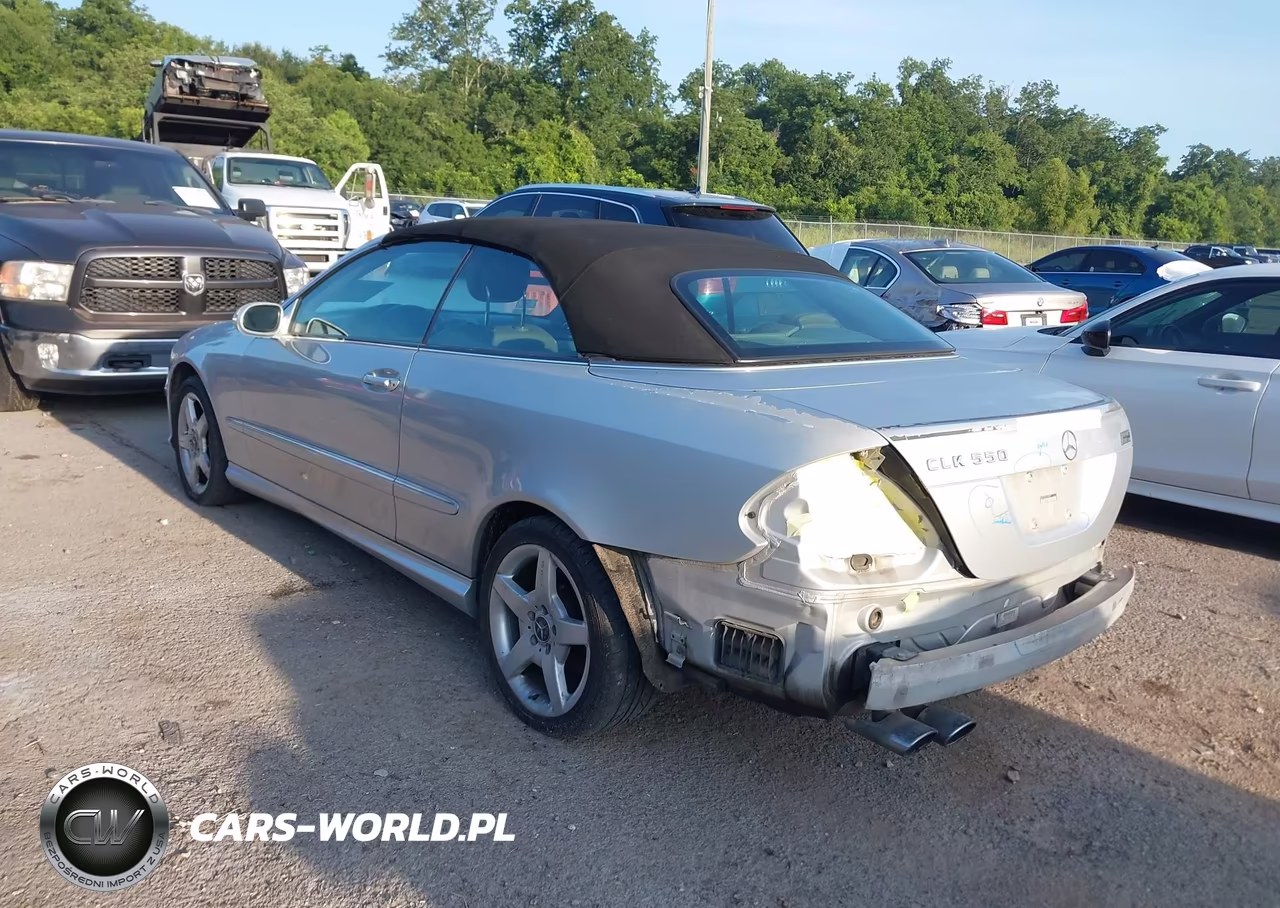 2007 Mercedes-Benz Clk 550 VIN:WDBTK72F57T076869 - 3