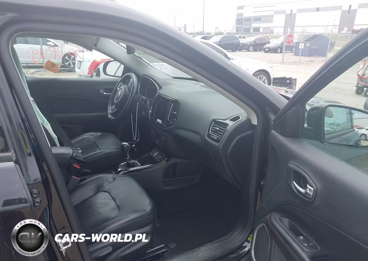 2019 Jeep Compass Limited Fwd VIN:3C4NJCCB8KT667194 - 5