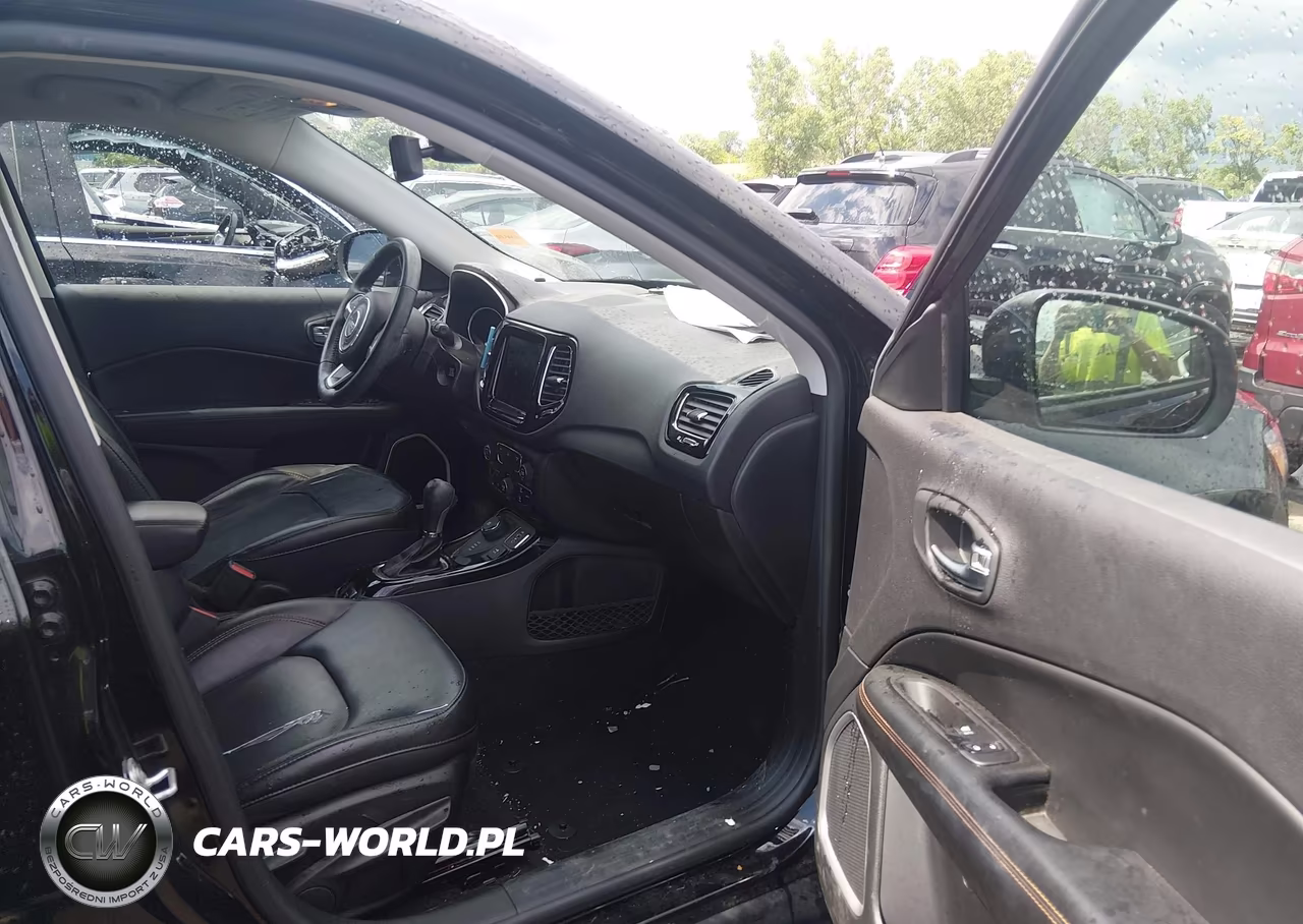 2018 Jeep Compass Limited 4X4 VIN:3C4NJDCB3JT470390 - 5