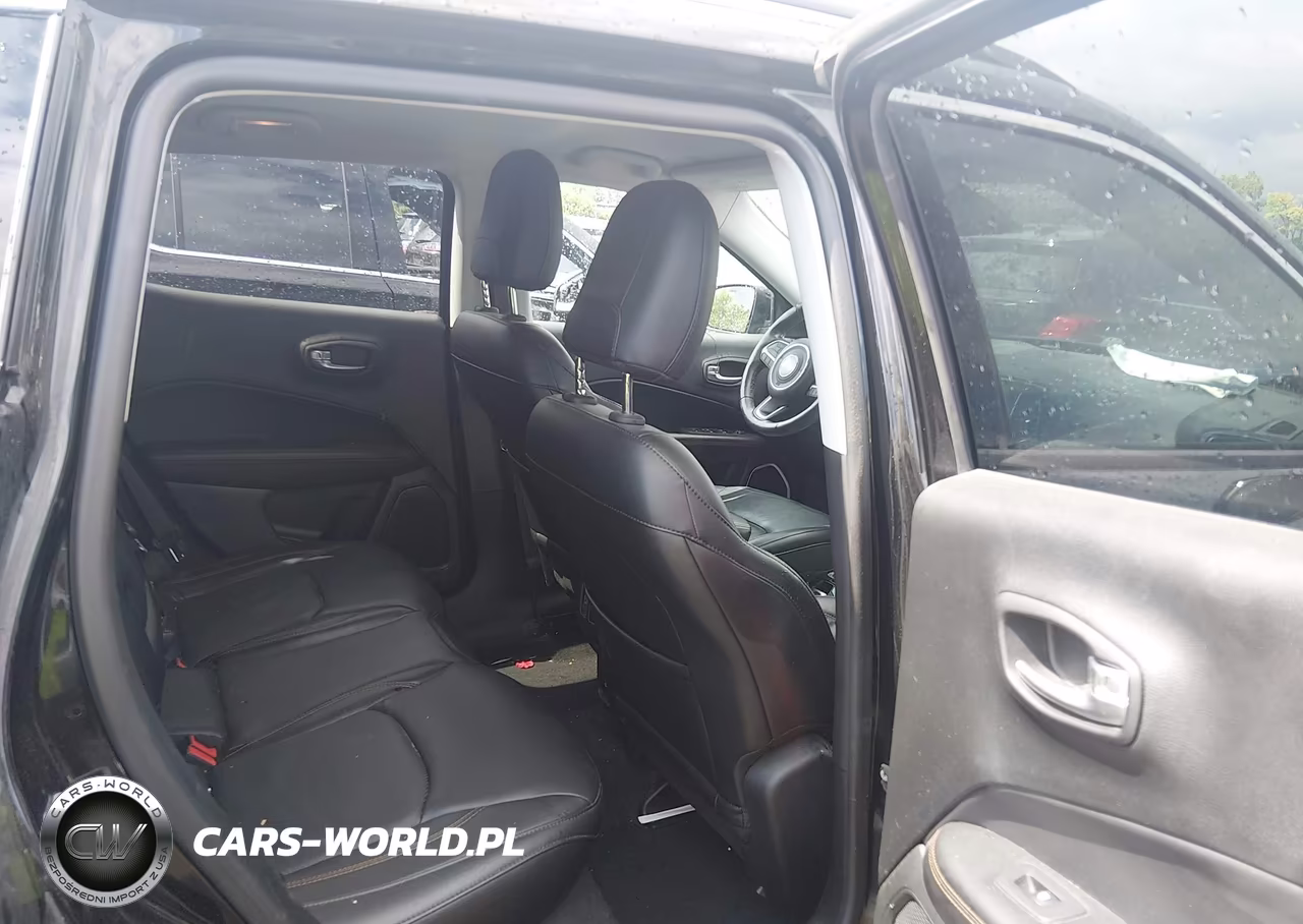 2018 Jeep Compass Limited 4X4 VIN:3C4NJDCB3JT470390 - 8