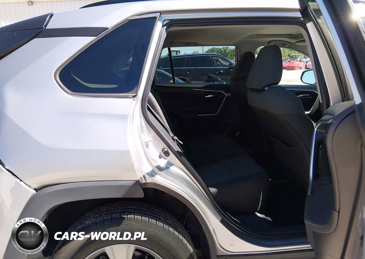 2022 Toyota Rav4 Xle VIN:2T3W1RFV2NC185817 - 8