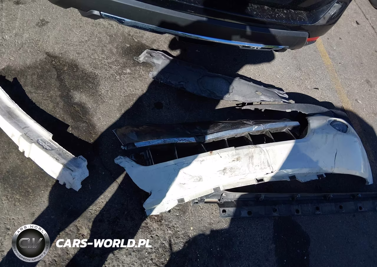 2018 Toyota Prius C One VIN:JTDKDTB3XJ1620002 - 12