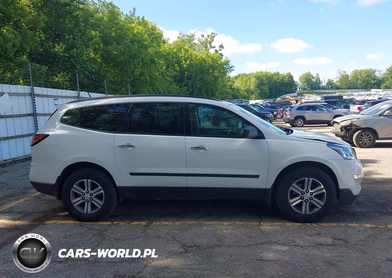 2017 Chevrolet Traverse Ls VIN:1GNKRFKDXHJ284798 - 13