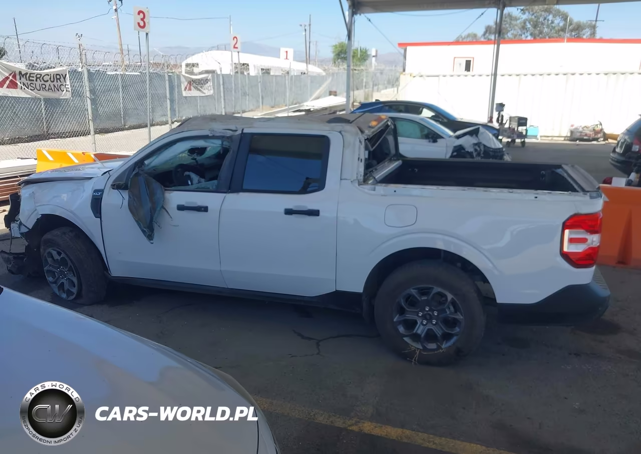 2025 Ford Maverick Xlt VIN:3FTTW8H32SRA94927 - 14